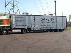 Home Semi vrachtwagen voor betrouwbare verhuizingen en transport in Den Bosch en Nederland